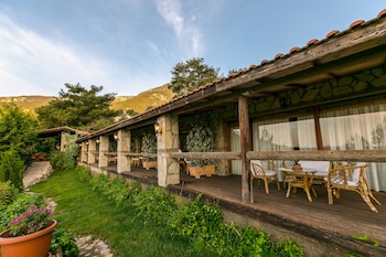 Olympos Mountain Lodge,Beycik>>Antalya,1 star