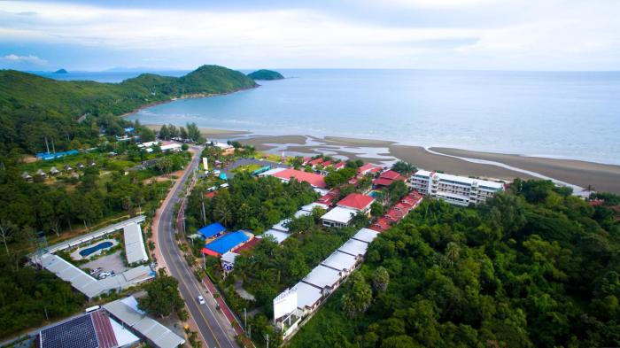 new travel beach resort