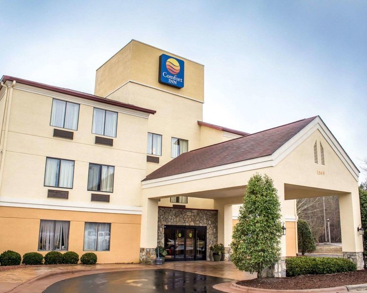 comfort inn fayetteville i 95