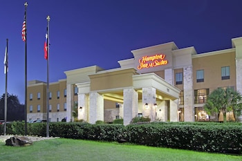 hampton inn and suites buffalo