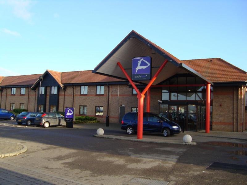 Ramada By Wyndham Cambridge