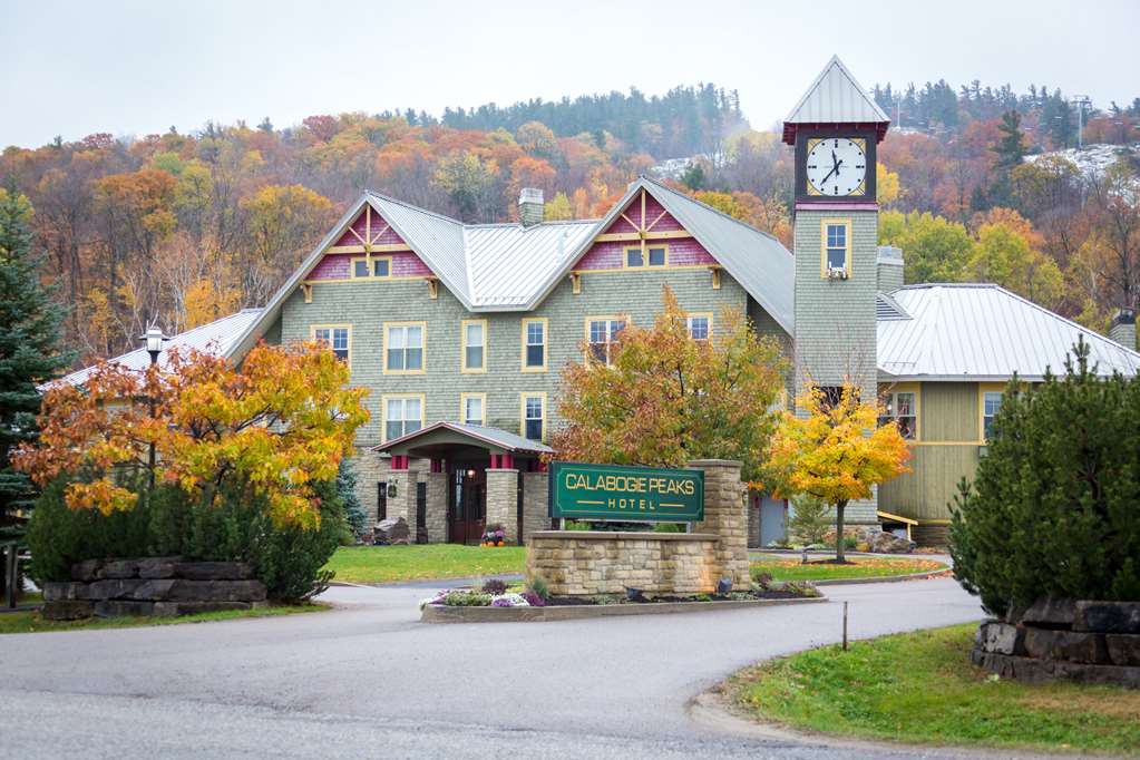 Calabogie Peaks Hotel, Ascend Hotel Collection,Calabogie>>Arnprior,3 star