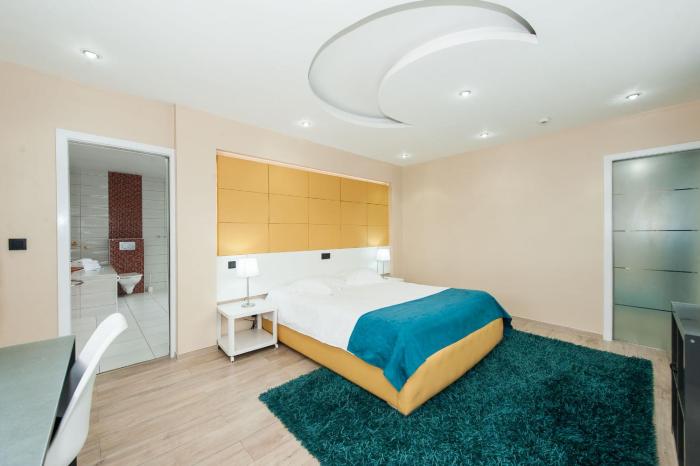 hotel phenix