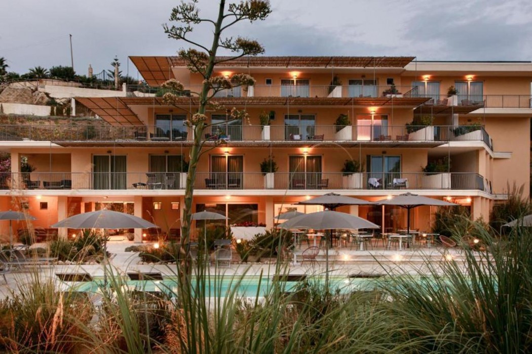 Luna Minoica Suites And Apartments,Near Eraclea Minoa Ruins,4 star