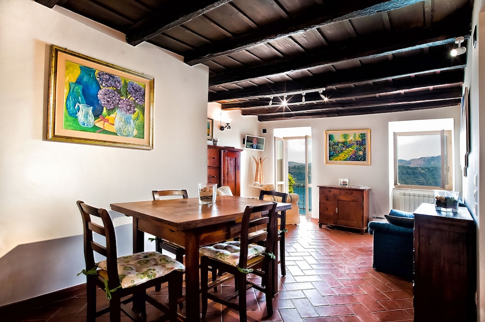 Atlantis Inn Castelgandolfo,Frattocchie>>Castel Gandolfo,3 star