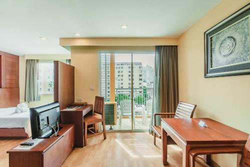 room-image