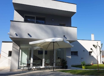 Crystal Bed And Breakfast