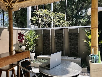 the celuk homestay