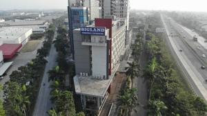 bigland hotel and convention sentul