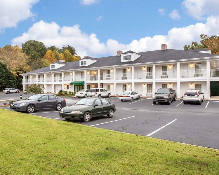 Quality Inn,Georgia>>Carrollton,2.5 star