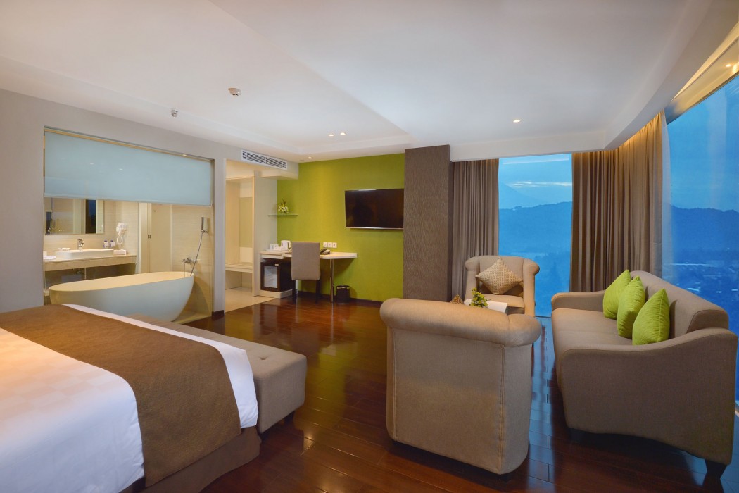 platinum adisucipto hotel and conference