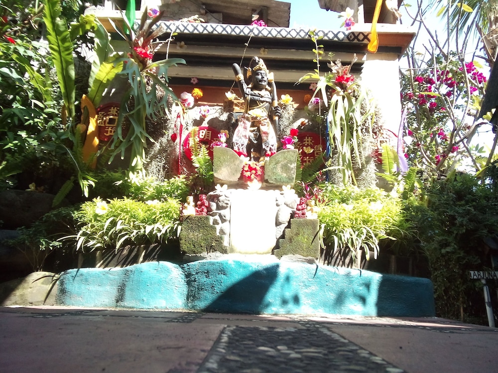 Arjuna Homestay Ubud,Payangan>>Bali,3 star