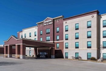 hampton inn and suites dodge city