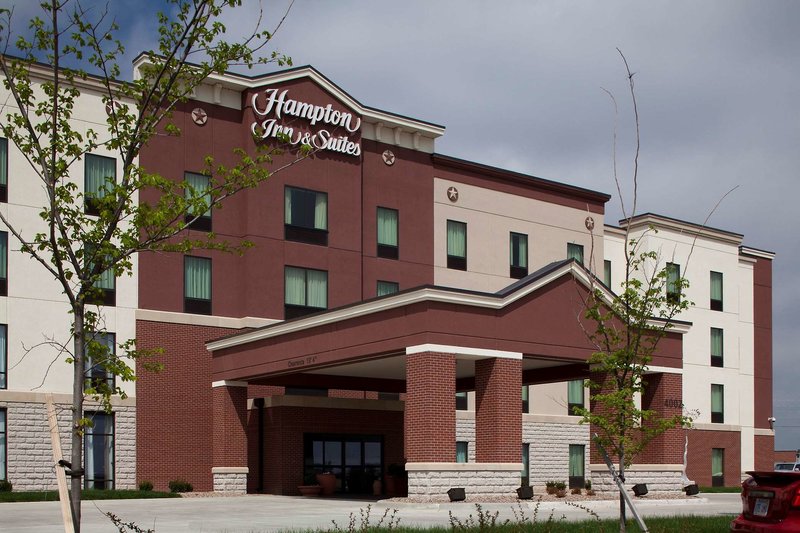 Hampton Inn & Suites Dodge City,Ford>>Dodge City,2.5 star