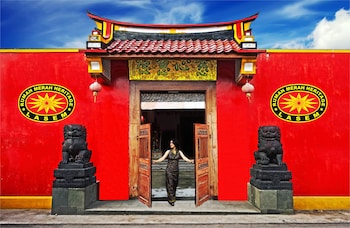 Tiongkok Kecil Heritage Lasem,Cepu>>Central Java,2.5 star