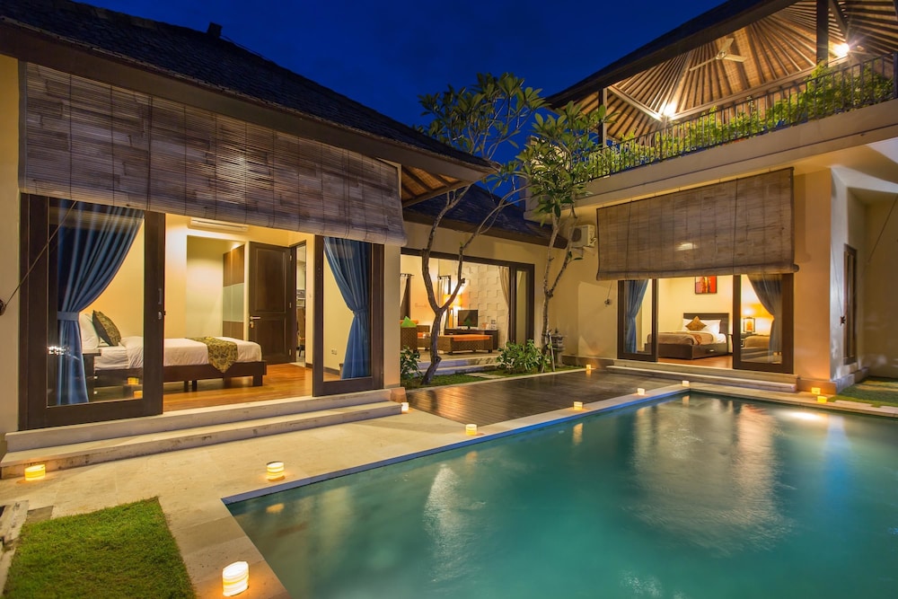 The Reika Villa By Nagisa Bali,Kuta>>Bali,4 star