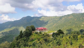 Dyo -The Organic Village Resort,Bhatelia, Mukteshwar,4 star