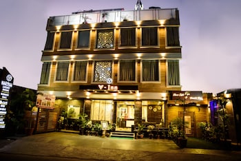 hotel v inn studio