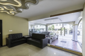 Treebo Elan,Tamil Nadu>>Chennai,3 star