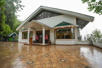 Summit Lillium Hotel And Spa,Kalimpong>>Darjeeling,4 star