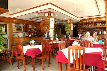 Lamai Hotel,,2 star