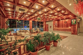 Snow Flakes Resort And Spa Centrally Heated Luxury Resort, Shuru, Manali,4 star
