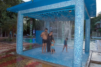 Clarissa Resort,Ramnagar Range,4 star