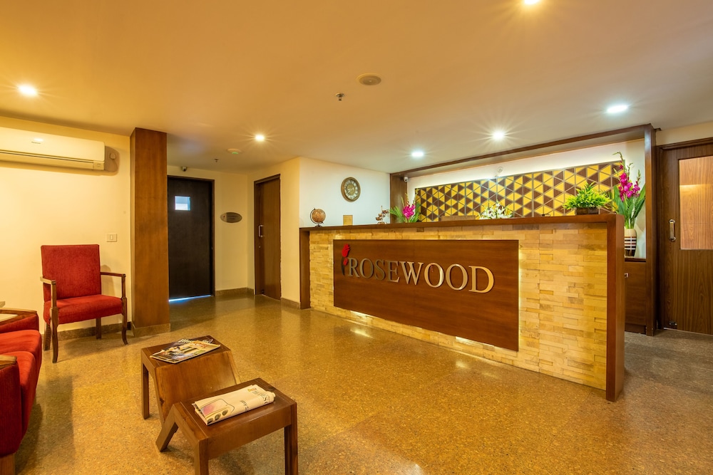 Rosewood Apartment Hotel