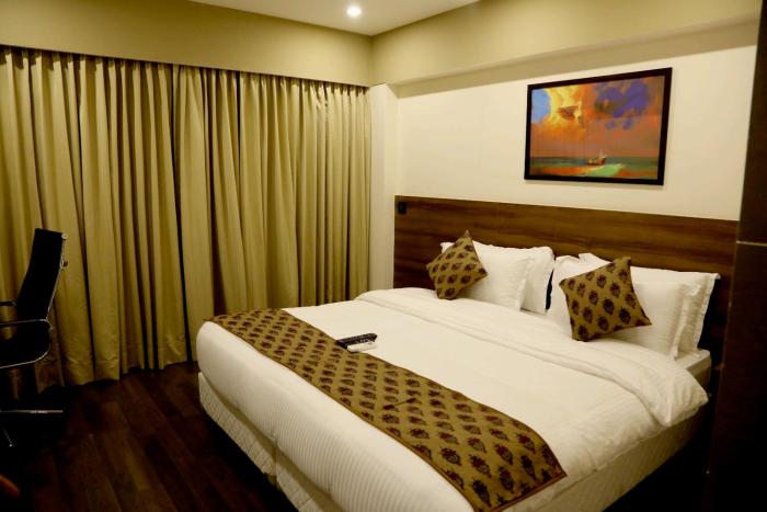 hotel mumbai house andheri east