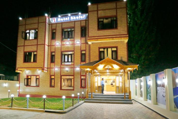 Hotel Shefaf,Jammu And Kashmir>>Srinagar,3 star