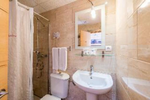 hostal europa punico