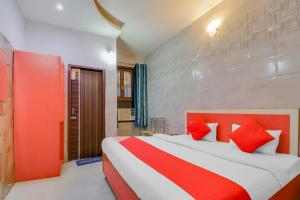 Oyo 6678 Goodwill Hotel,Near Raghunath Temple,3 star