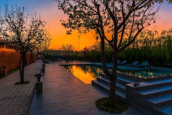 the orchard retreat and spa srinagar