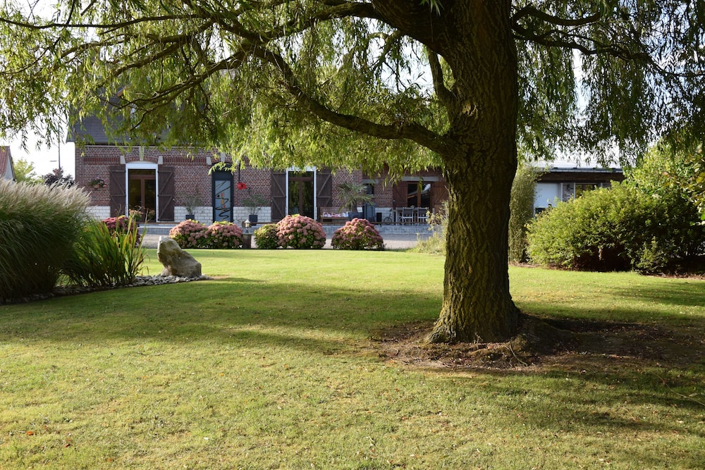Le Clos Du Clocher,Amiens>>Albert,3 star