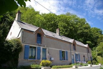 La Source De Bury,In The Historical District,3 star