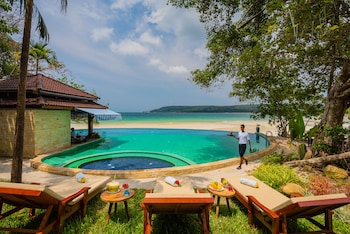 koh rong hill beach resort