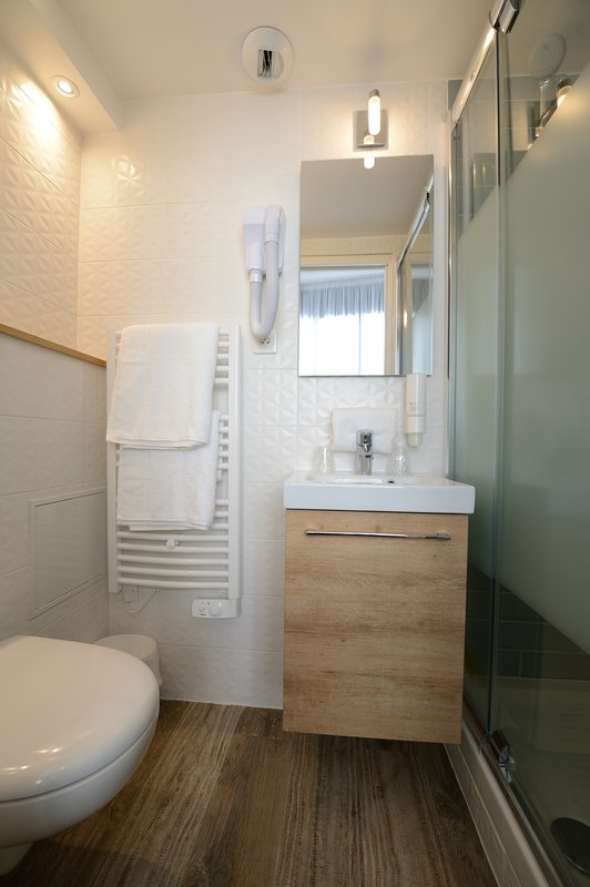 Hotel Terre Neuve,Île-De-France>>Paris,3 star