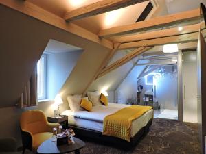 Hotel La Couronne,Ensisheim>>Alsace,4 star