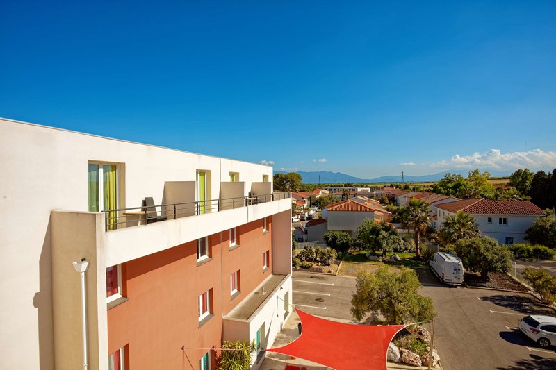 kyriad perpignan sud