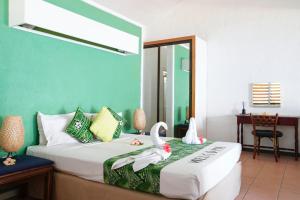 Belo Vula Resort,Lautoka>>Bekana Island,3 star
