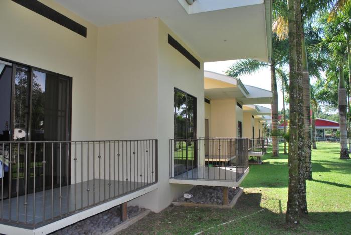 Hotel Los Rios,Guapiles>>Guacimo,3 star