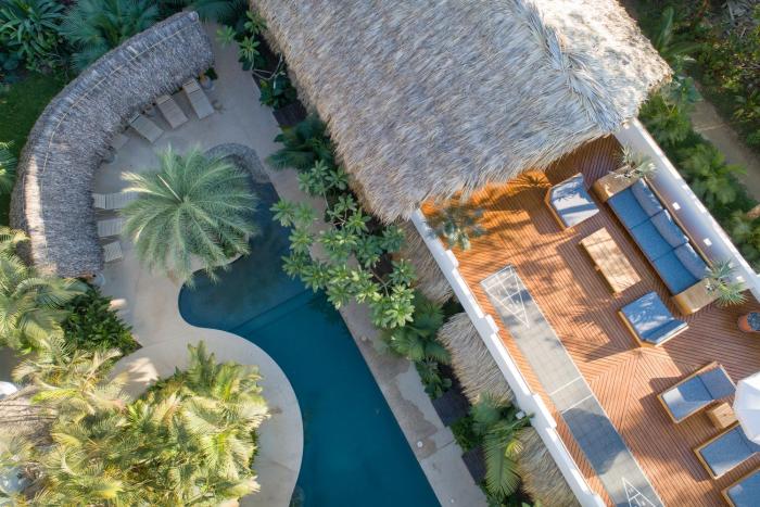 the nomadic hotel