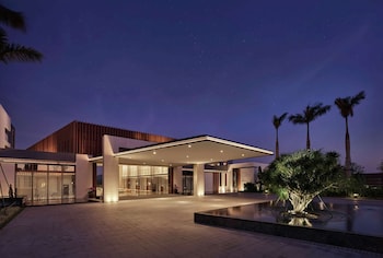 doubletree resort by hilton hainan xinglong lakeside