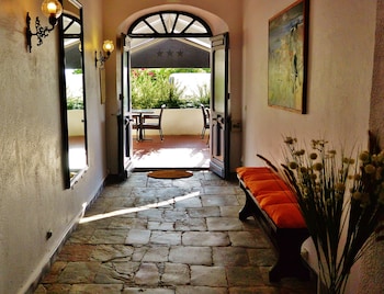 hotel maquis et mer