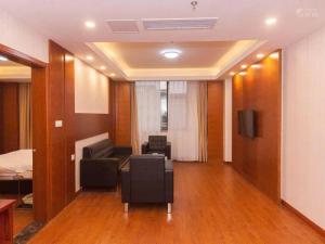 Greetree Inn Jiangsu Wuxi Huishan District Yuqi Town Business Hotel,Zhonghejing>>Wuxi,3 star