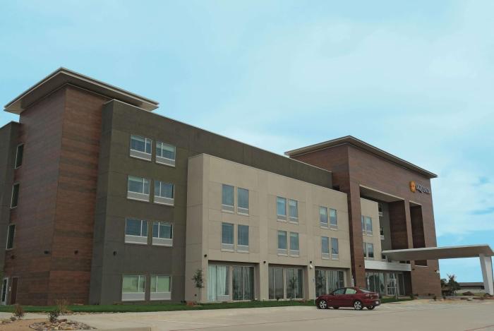 la quinta inn and suites by wyndham amarillo airport