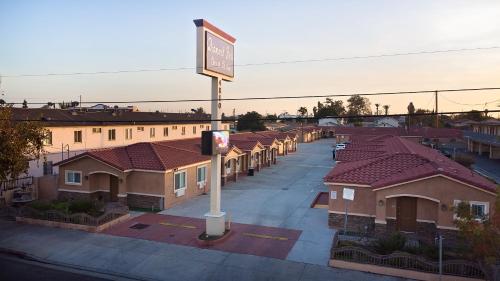 Diamond Bell Inn & Suites,Bell Gardens>>Bell,3 star