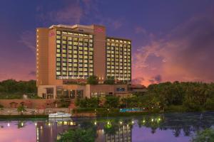crowne plaza kochi by ihg