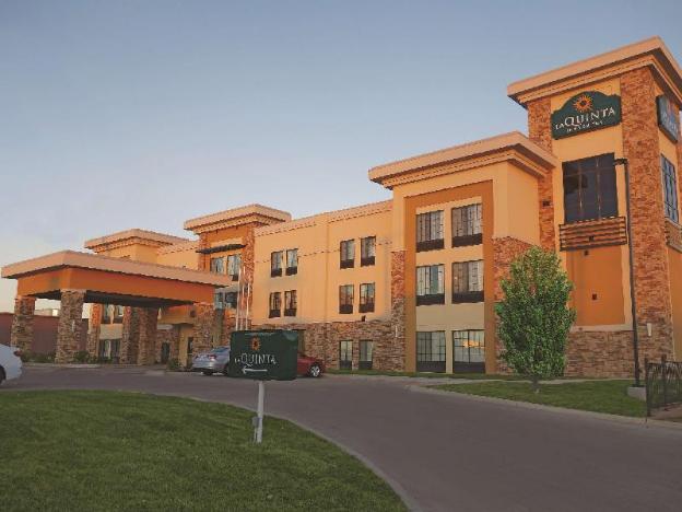 La Quinta Inn & Suites By Wyndham Pampa,Texas>>Pampa,2.5 star