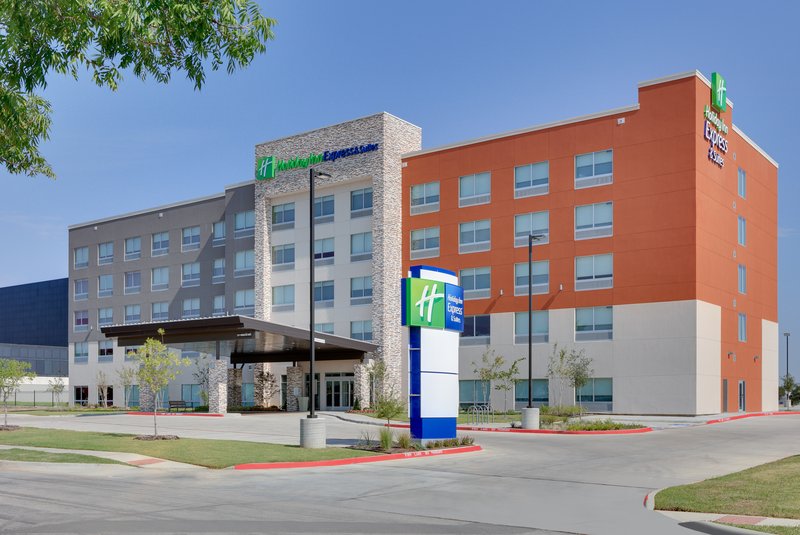 Holiday Inn Express & Sui Dallas Nw Hwy Love Field,Dallas>>Corpus Christi,3 star